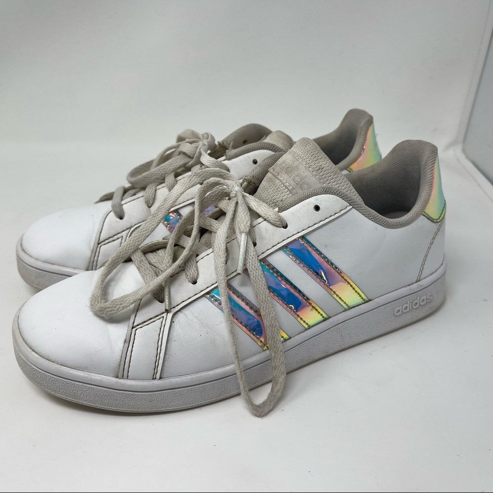 Adidas Women’s Grand Court FW1274 Sneakers Casual White  Size 5 holografic